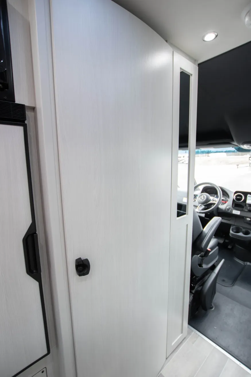 2026 Pleasure-way Ascent | Photo 11 of 20