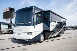 2026 Newmar Northern Star 3709 | Thumbnail Photo 9 of 27