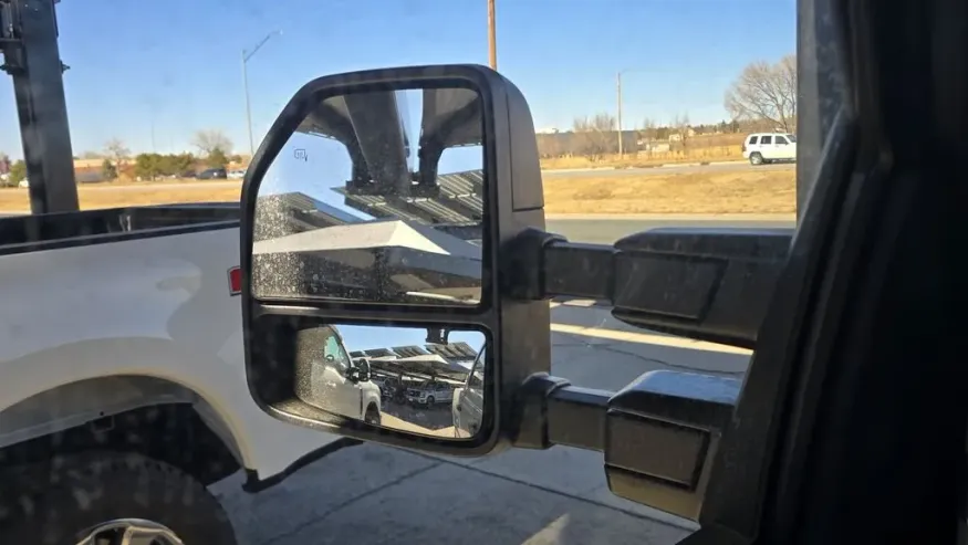 2026 Ford Super Duty F-350 | Photo 12 of 31