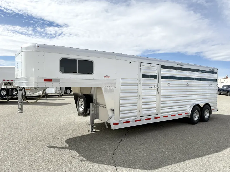 2024 Platinum Coach 4HGN | Photo 16 of 16