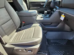 2026 GMC Sierra 1500 AT4X | Thumbnail Photo 13 of 28