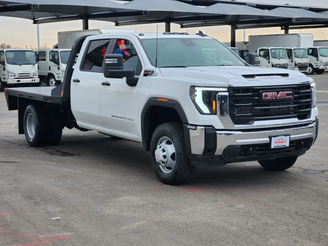 2026 GMC Sierra 3500HD CC Pro 