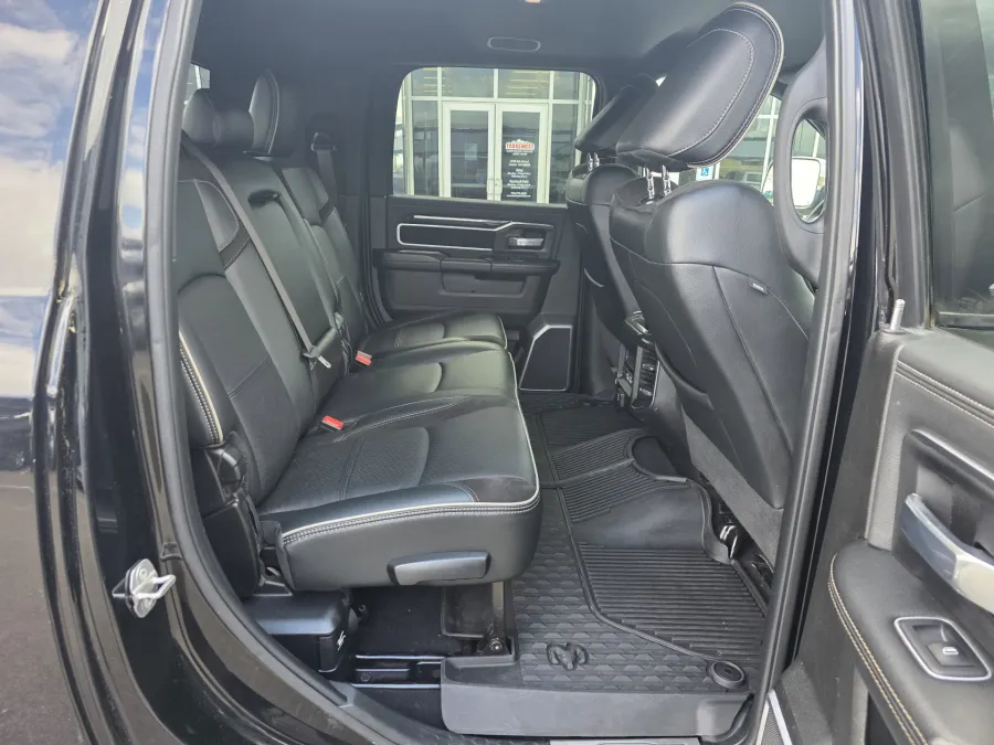 2022 RAM 2500 Laramie | Photo 15 of 27