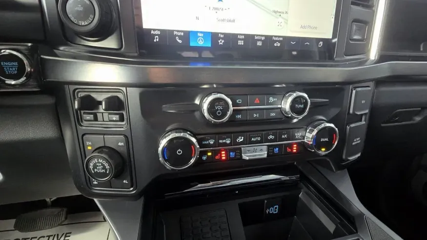 2026 Ford Super Duty F-250 | Photo 31 of 39