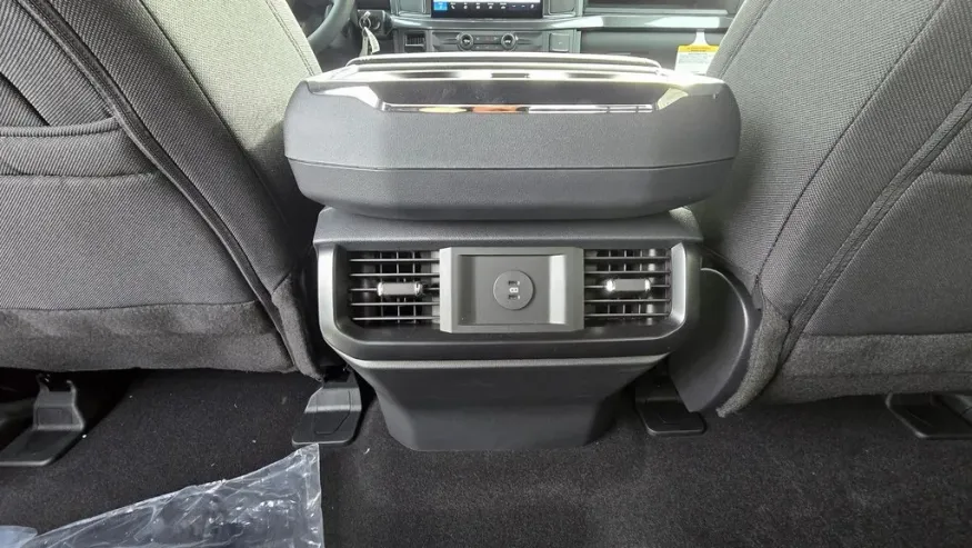 2025 Ford F-150 | Photo 29 of 30