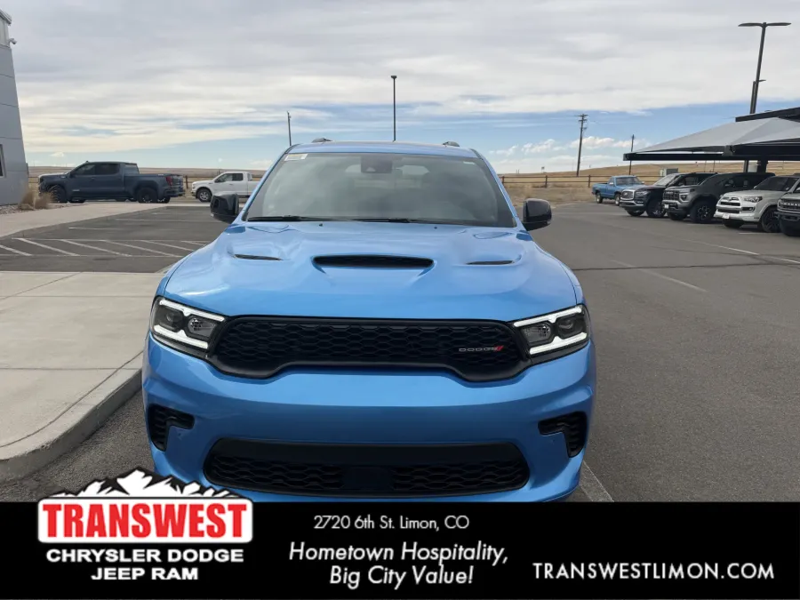 2026 Dodge Durango GT Plus HEMI V8 | Photo 2 of 17