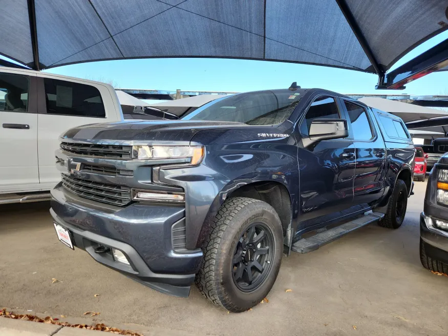 2022 Chevrolet Silverado 1500 LTD | Photo 2 of 3