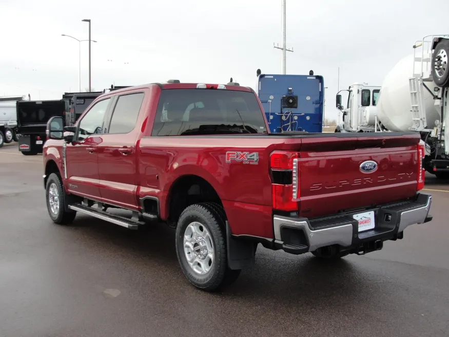 2026 Ford F-250 | Photo 3 of 13