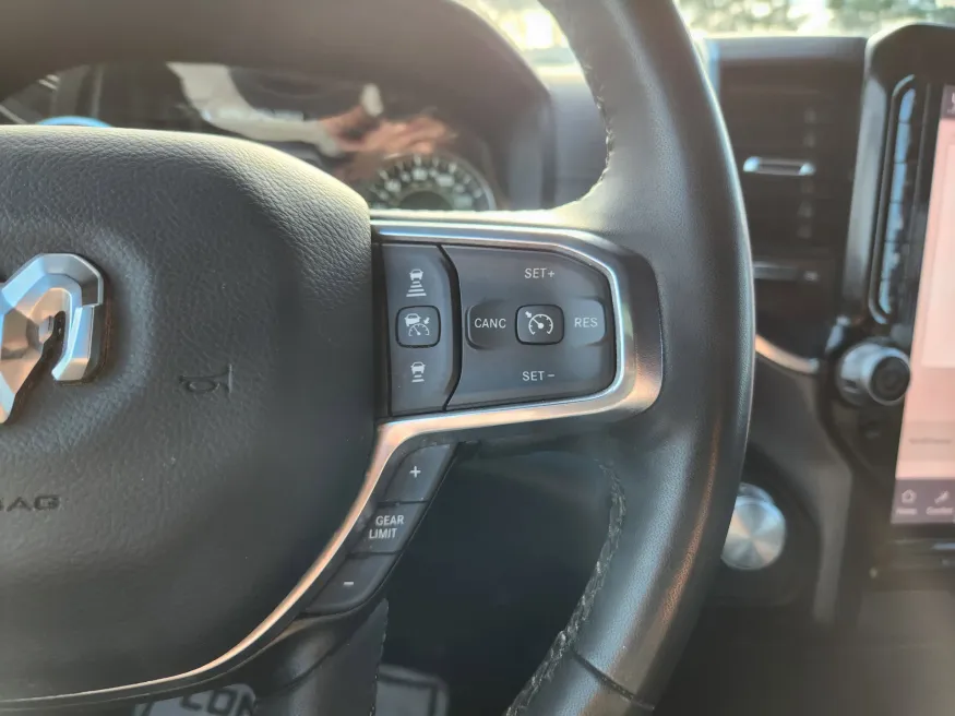 2025 RAM 1500 Laramie | Photo 23 of 28