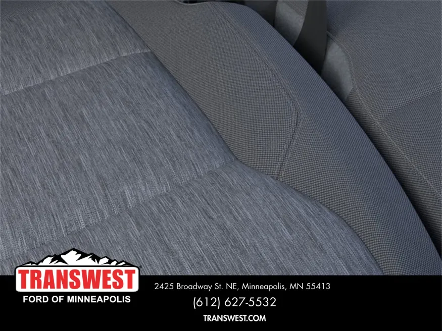 2025 Ford Super Duty F-550 | Photo 16 of 22