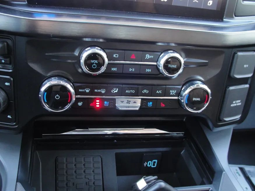 2026 Ford F250 | Photo 12 of 21