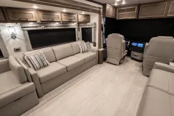 2026 Newmar Ventana 4369 | Thumbnail Photo 13 of 30