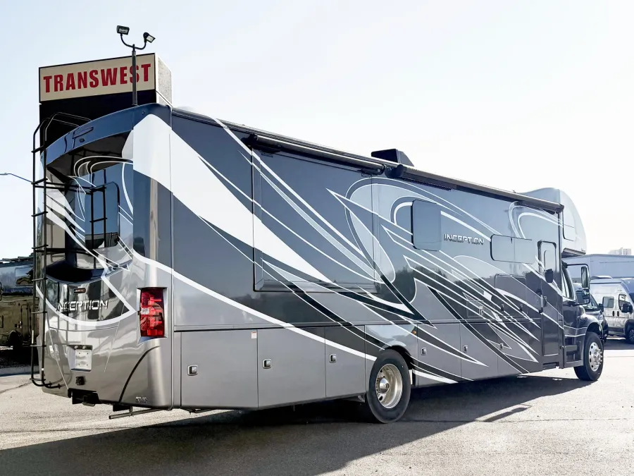 2023 Thor Inception 38MX | Photo 19 of 29