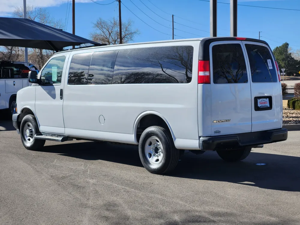 2023 Chevrolet Express Passenger LS