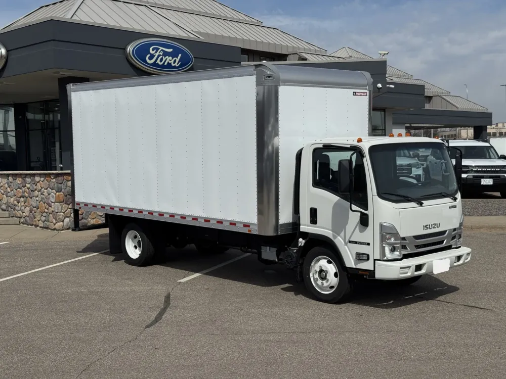 2025 Isuzu NRR GAS