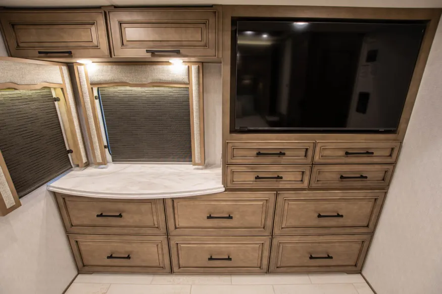 2026 Newmar London Aire 4551 | Photo 28 of 40