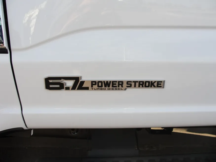 2026 Ford F-350 | Photo 7 of 16