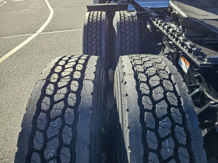 2024 Freightliner Cascadia | Photo 15 of 24