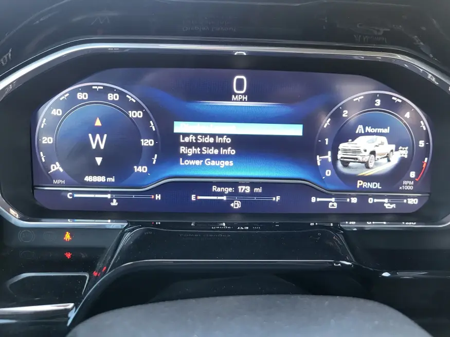 2024 Chevrolet Silverado 2500HD LT | Photo 13 of 23