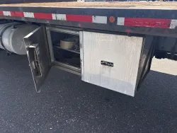 2018 International 4000 | Thumbnail Photo 16 of 18