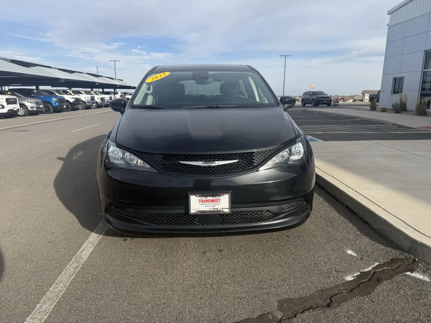 2023 Chrysler Voyager LX | Photo 2 of 20