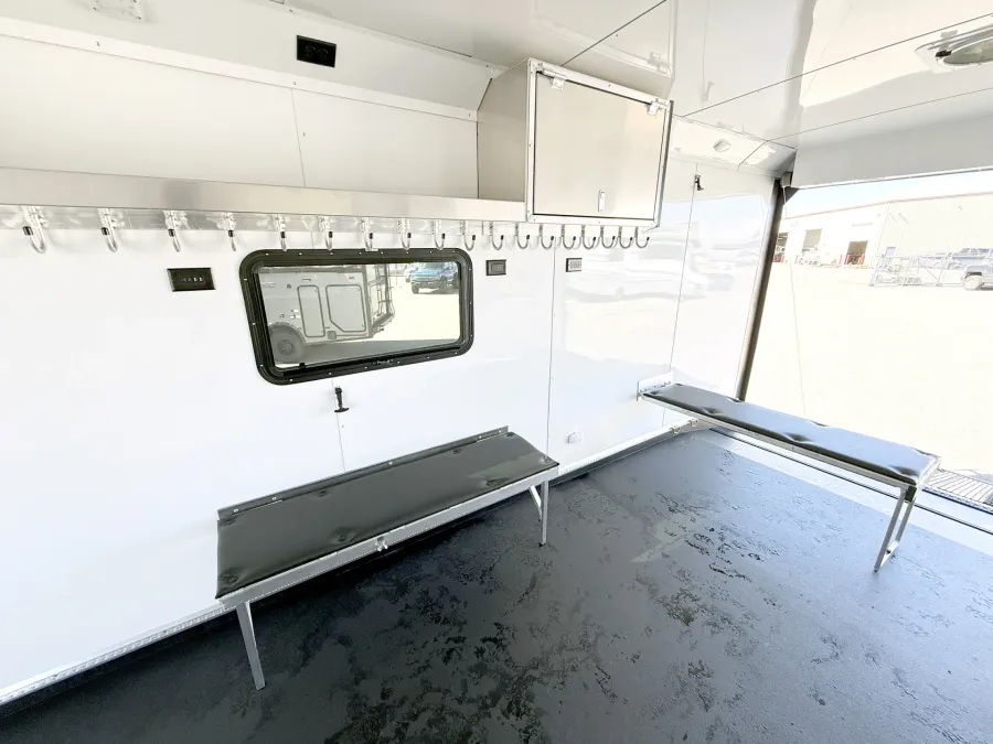 2026 Logan Coach Horse Power | Photo 17 of 25