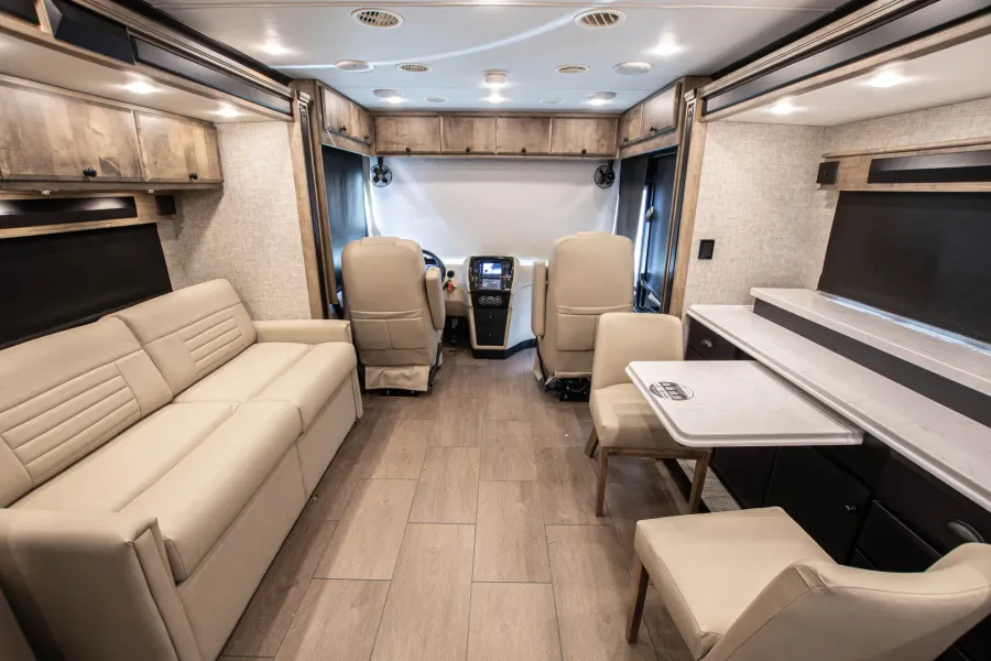 2026 Tiffin Allegro Breeze 33BR | Photo 11 of 21