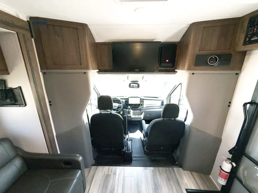 2024 Forest River Sunseeker 2370 | Photo 6 of 23