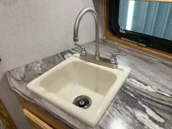 2023 Sundowner Krawler 2286 KM | Thumbnail Photo 19 of 25