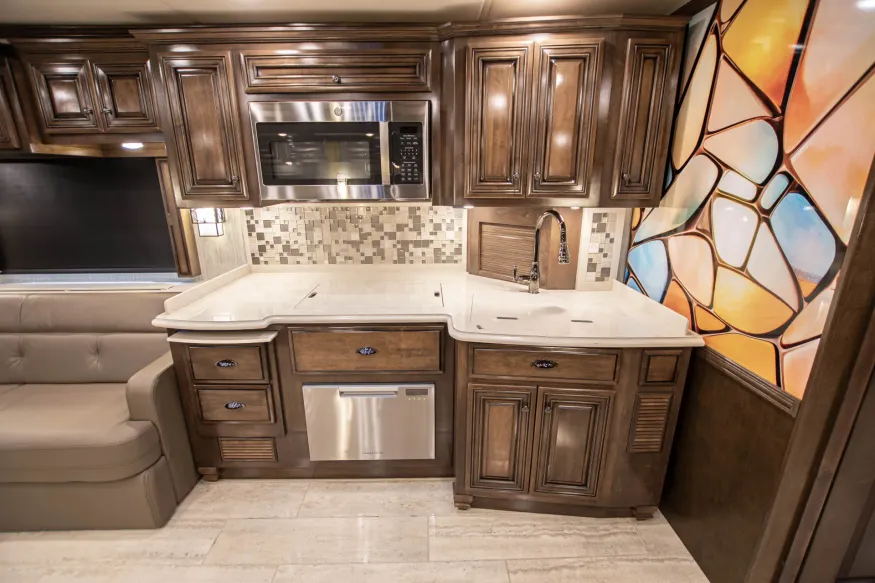 2019 Newmar Dutch Star 4369 | Photo 20 of 31