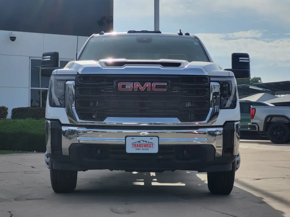 2026 GMC Sierra 3500 Chassis Cab