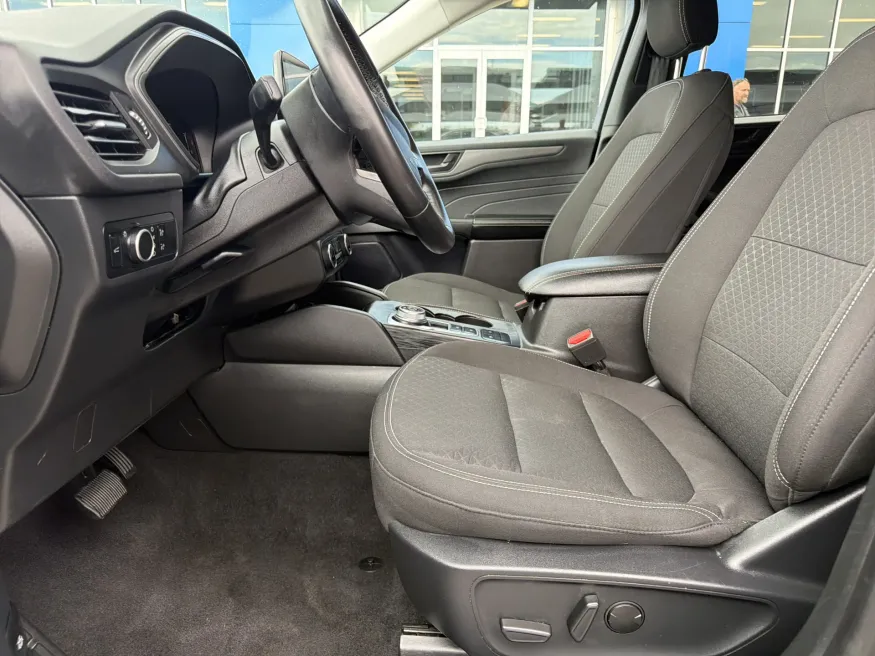 2024 Ford Escape Active | Photo 14 of 20