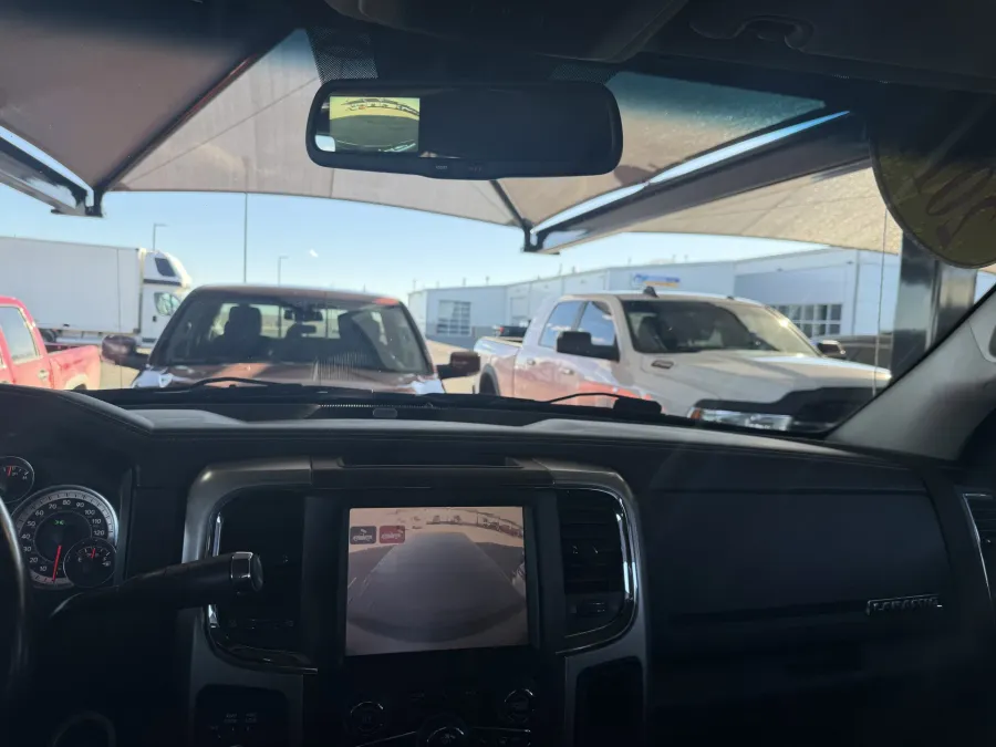 2014 RAM 3500 Laramie | Photo 15 of 17