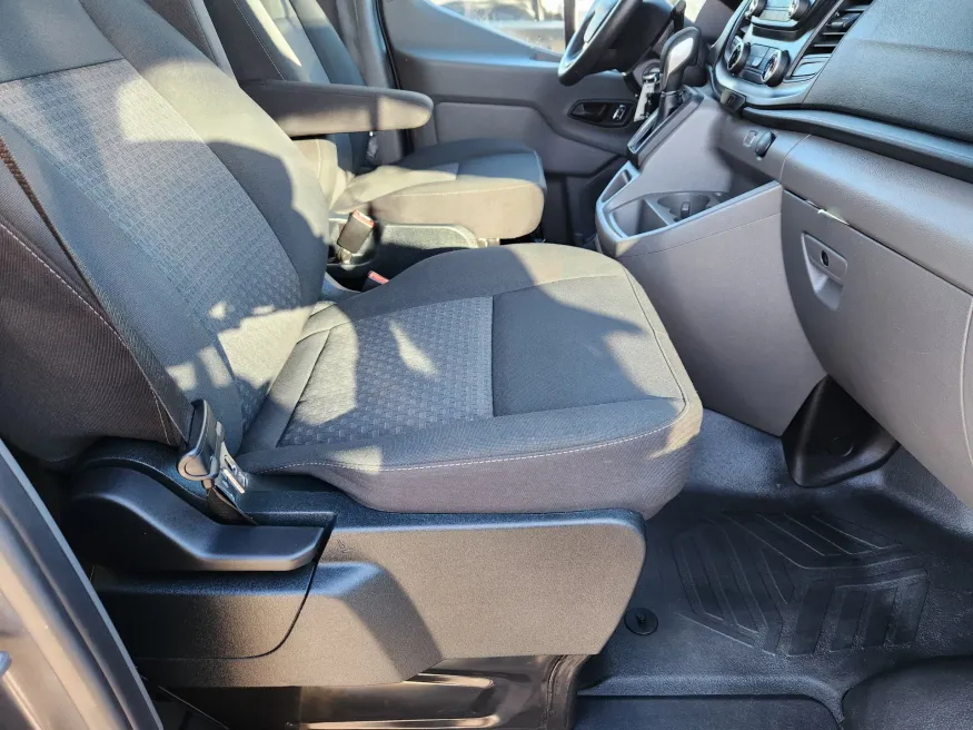 2023 Ford Transit Passenger Wagon T350 | Photo 19 of 30