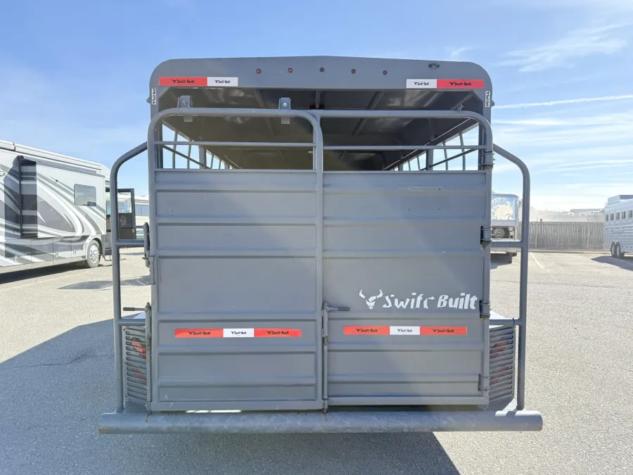 2019 Swift Built Stock | Photo 5 of 17