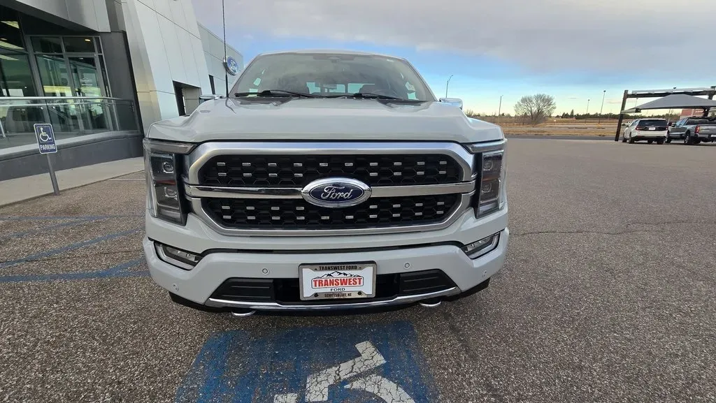 2023 Ford F-150 | Photo 5 of 34