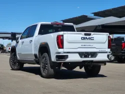 2026 GMC Sierra 2500HD Denali Ultimate | Thumbnail Photo 4 of 25