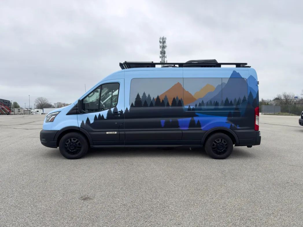 2022 Vandoit LIV MR-AWD 