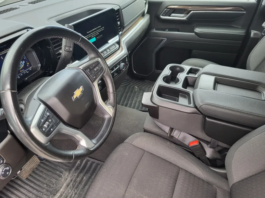 2024 Chevrolet Silverado 2500HD LT | Photo 11 of 25