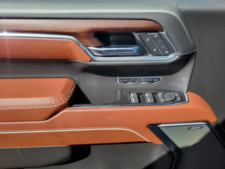 2026 GMC Sierra 1500 Denali Ultimate | Photo 19 of 26