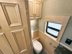 2019 Renegade Classic 3200AM | Thumbnail Photo 13 of 28