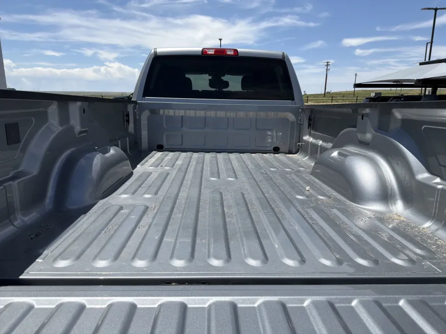 2022 RAM 2500 Big Horn | Photo 8 of 20