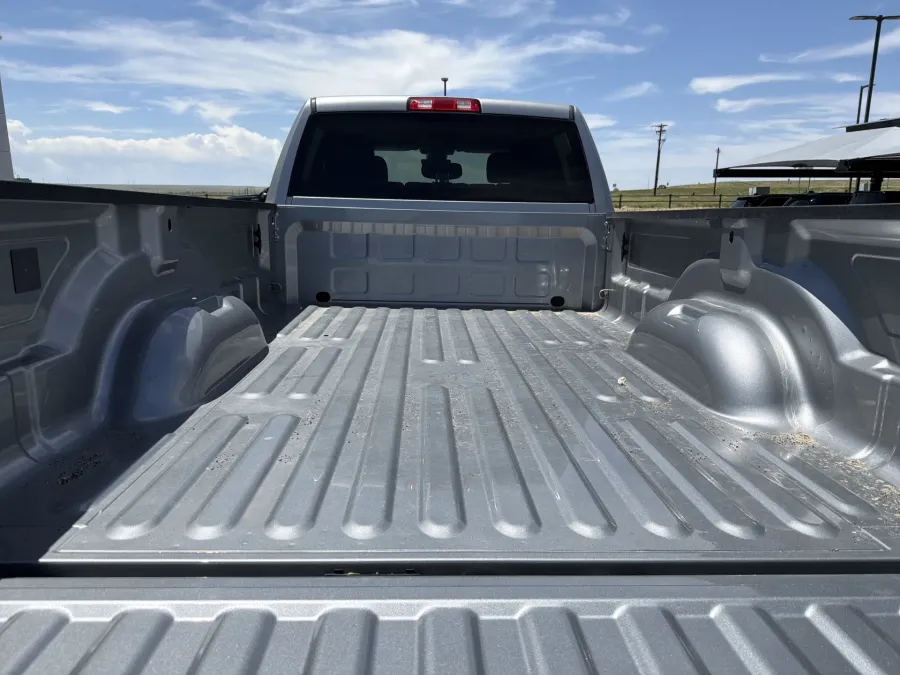 2022 RAM 2500 Big Horn | Photo 8 of 20