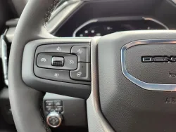 2026 GMC Sierra 3500HD Denali | Thumbnail Photo 23 of 31
