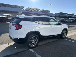 2024 GMC Terrain SLT | Thumbnail Photo 4 of 22