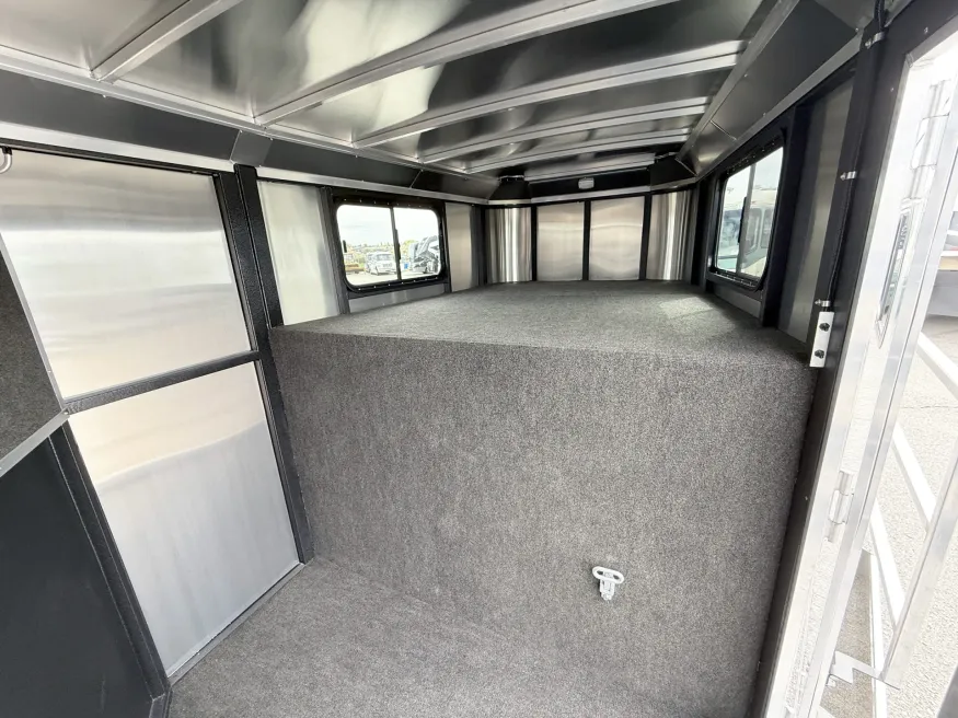 2026 Logan Coach Bullseye 4HGN | Photo 5 of 15