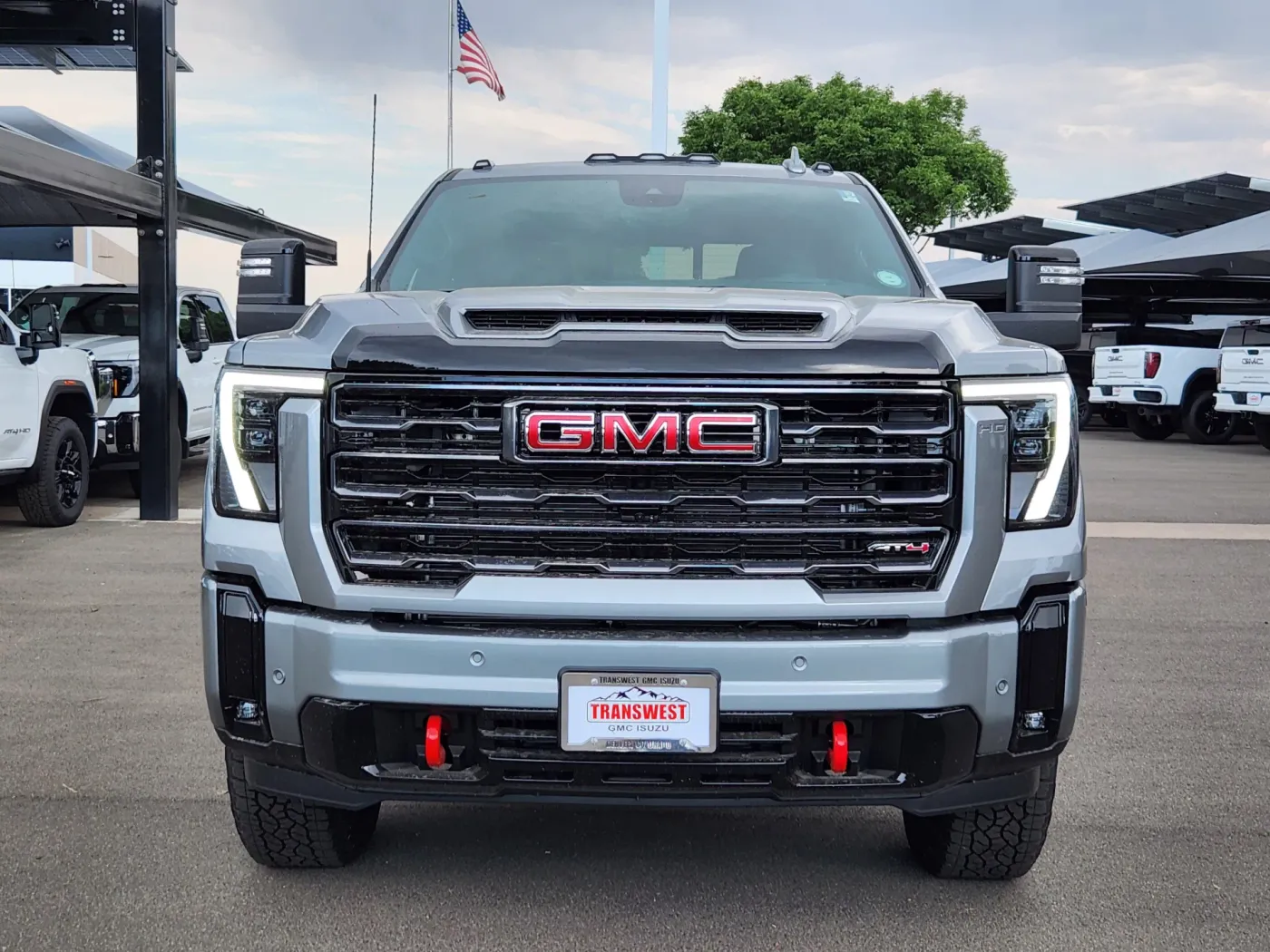 2025 GMC Sierra 2500HD AT4 | Photo 4 of 31