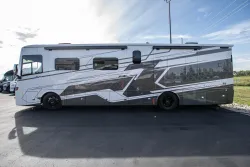 2026 Tiffin Allegro Red 37BA | Thumbnail Photo 4 of 27