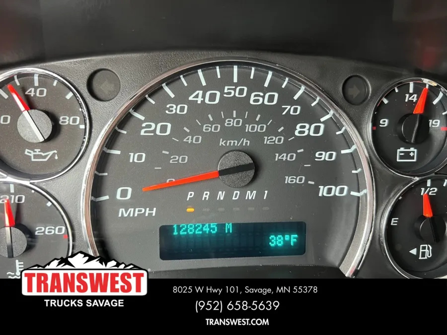 2019 Chevrolet Express | Photo 2 of 16