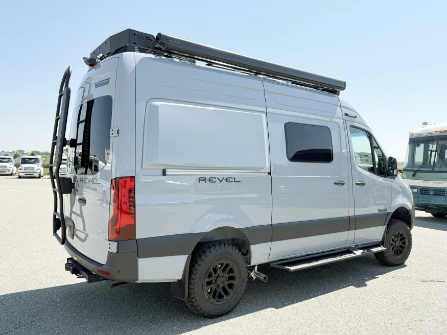 2026 Winnebago Revel 44E | Photo 11 of 17